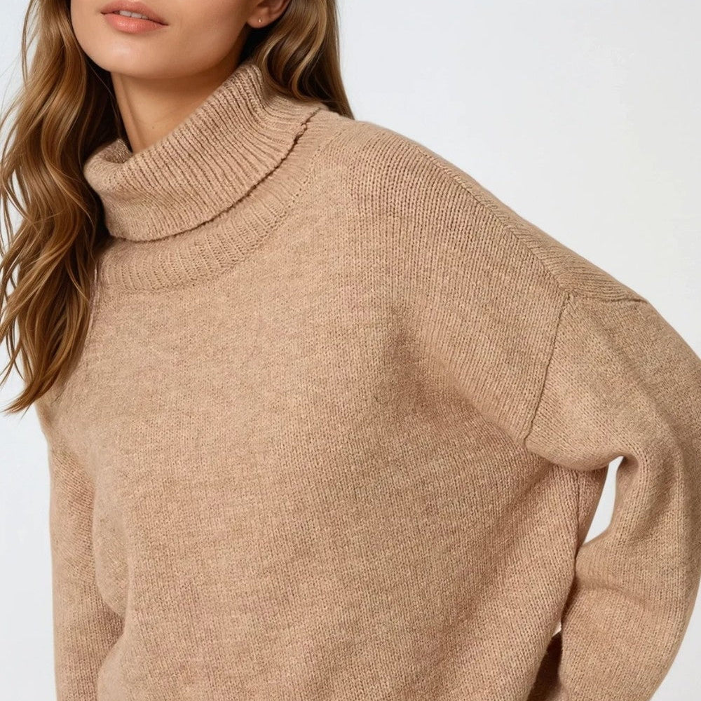 Loose Beige Sweater With Dropped Sleeves