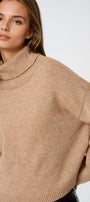 Loose Beige Sweater With Dropped Sleeves