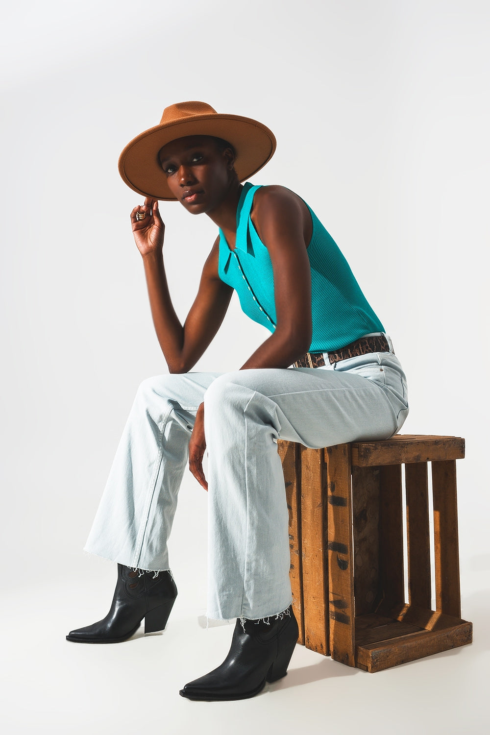 Ribbed Knitted Top With Polo Neck in Turquoise