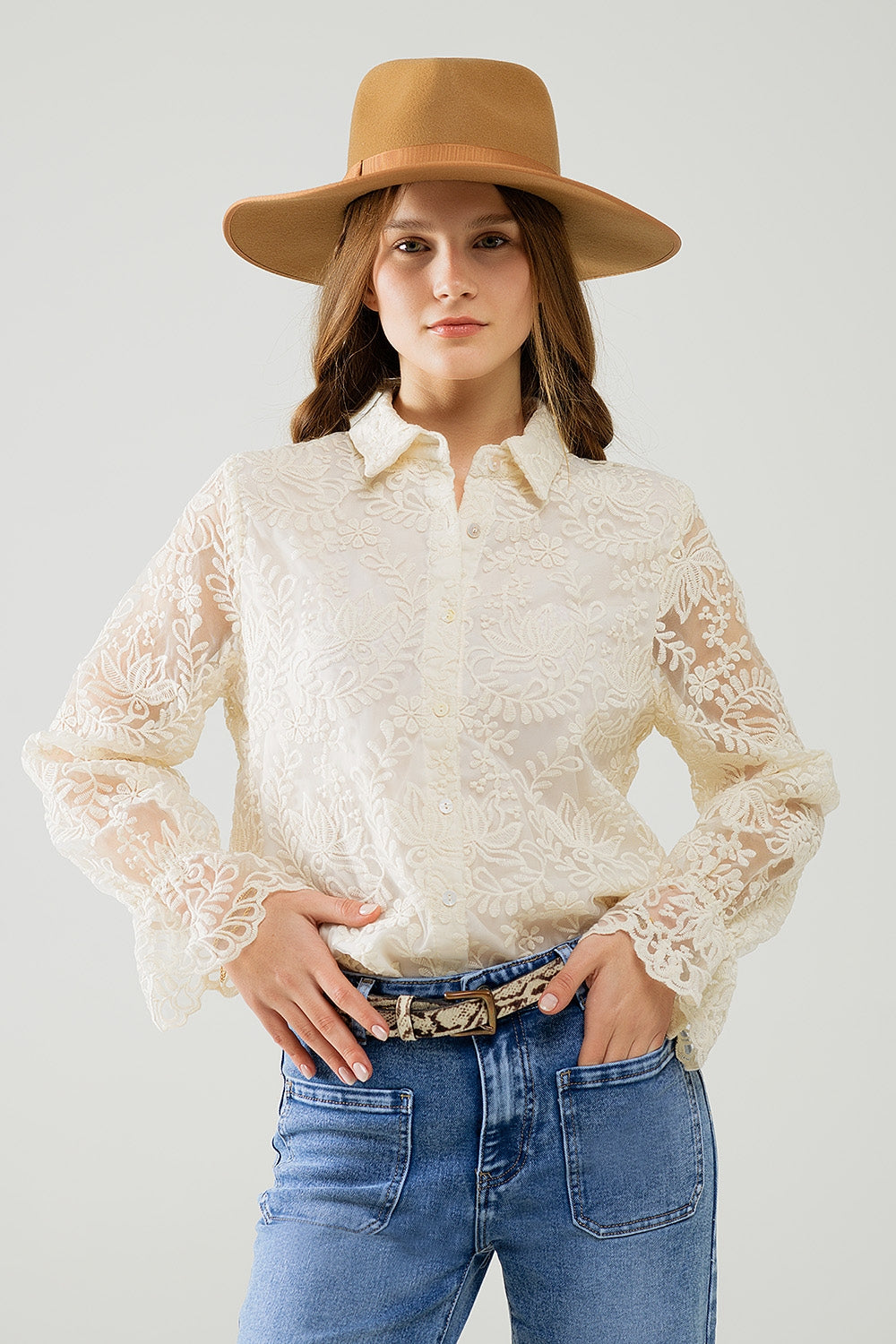 Romantic Beige Lace Shirt With Balloon Sleeves