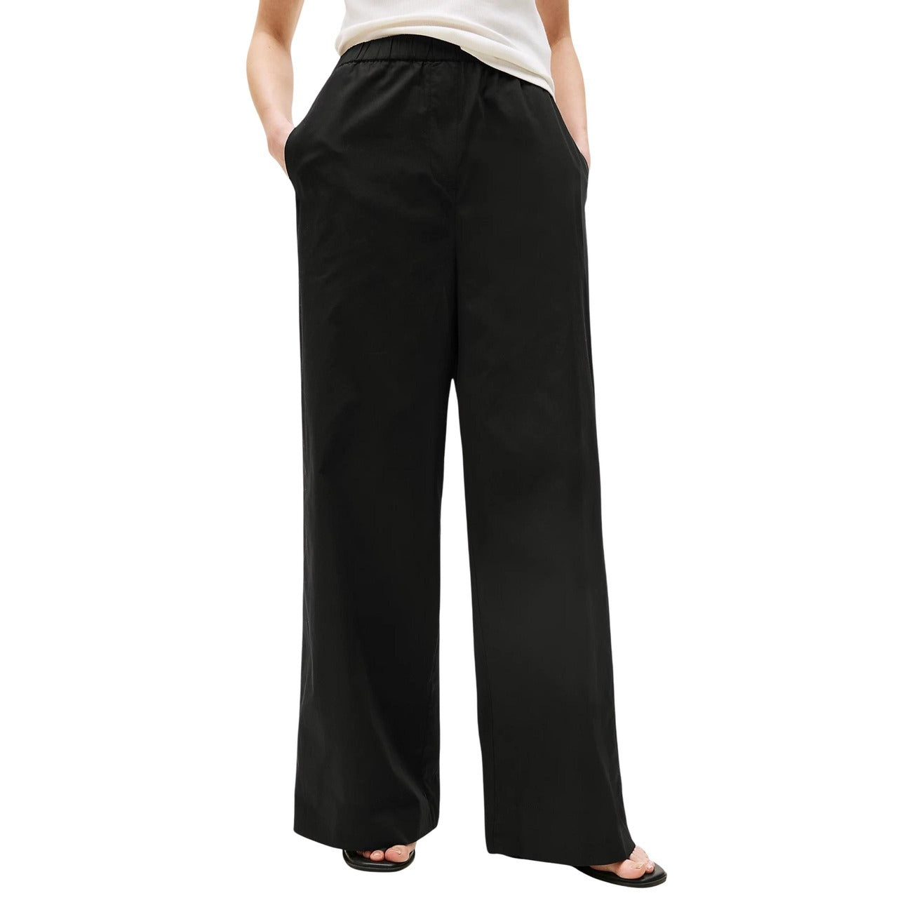 Tommy Hilfiger  Women Trousers